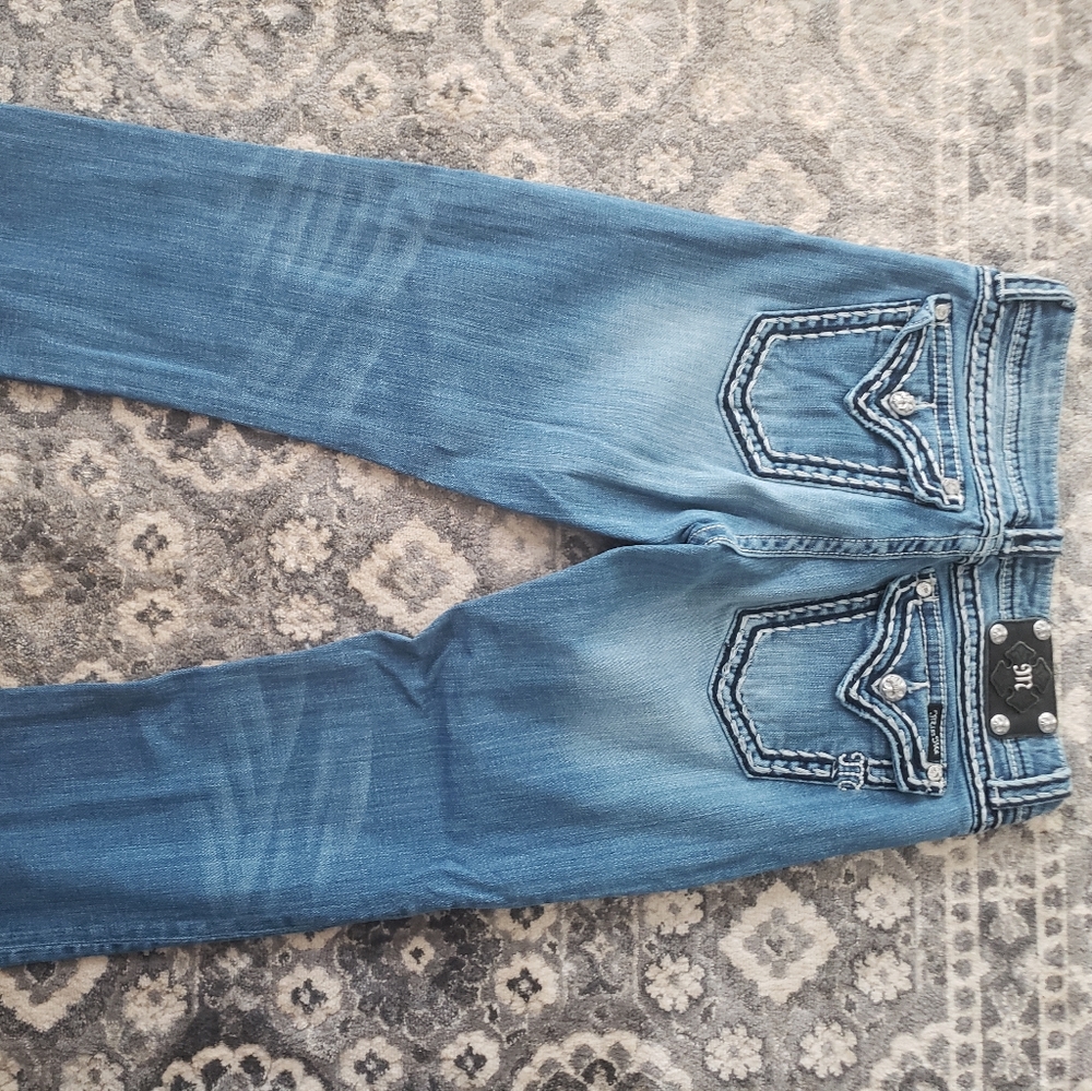 Authentic Miss Me Capri Jeans